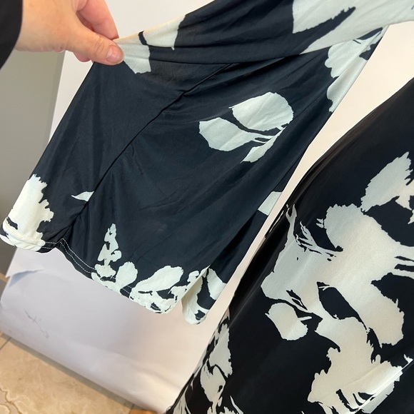 Boohoo Floral Print Tassel Hem MIDI Dress SZ US 10 - Picture 4 of 9